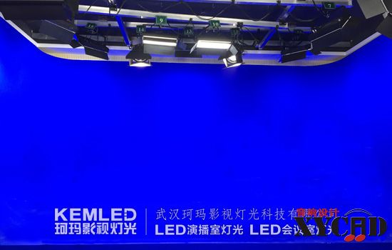 【KEMLED】常德西洞庭电视台虚拟演播室U型蓝箱灯光案例图